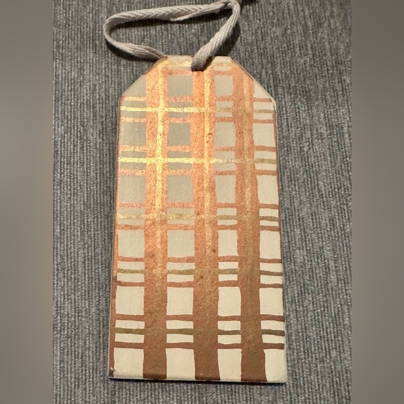 Wooden Wine Tag - Oversized Decorative - Picture 2 of 2